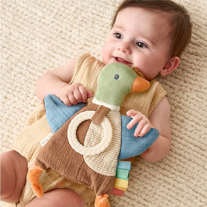 Bitzy Crinkle with Teether