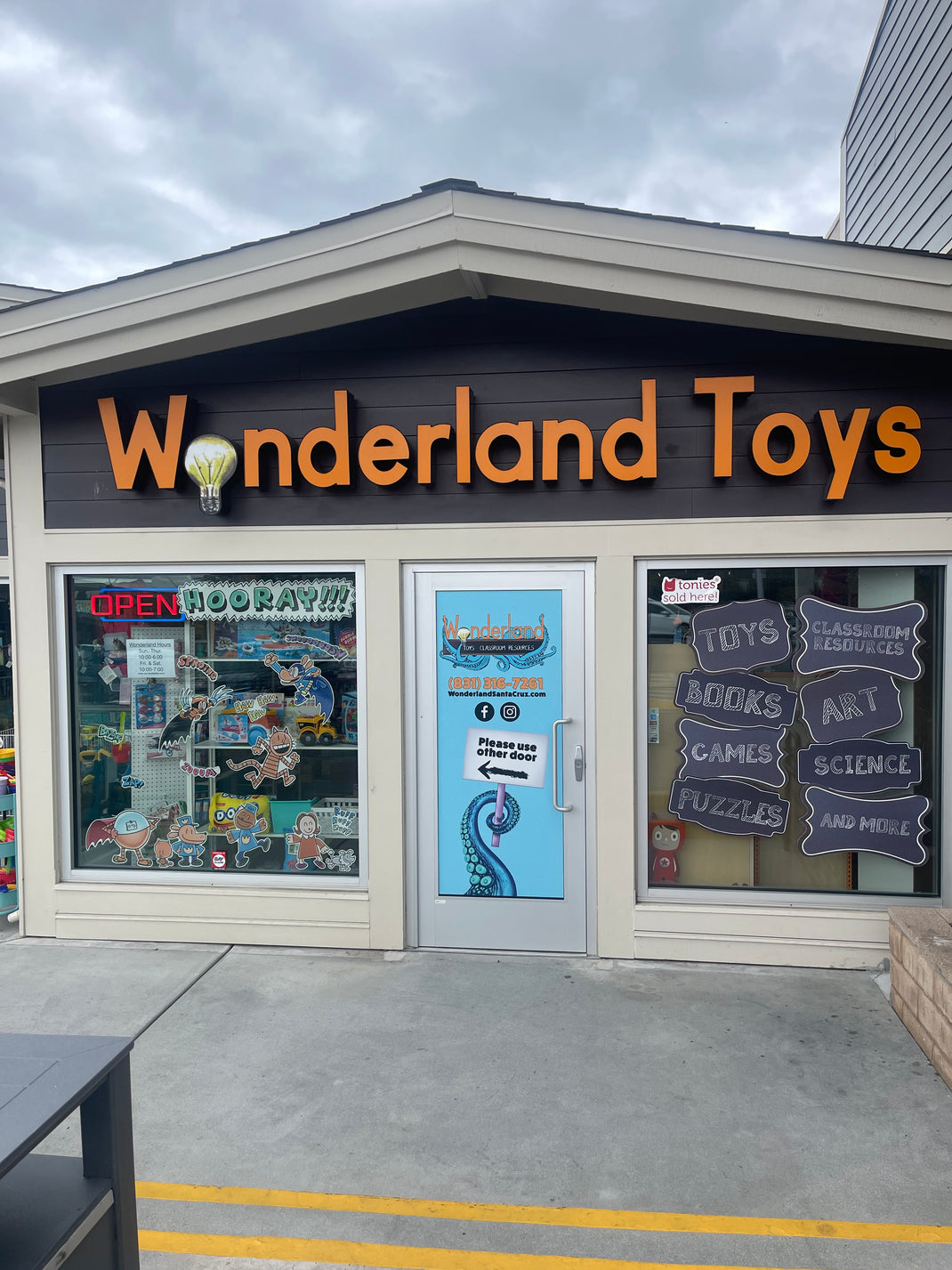 Wonderland Toys and Classroom Resources | Santa Cruz – Wonderland Toys ...